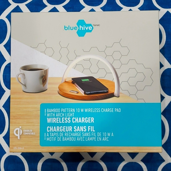 🔥 3/$40 🔥 Blue Hive Wireless Charger - Picture 2 of 5